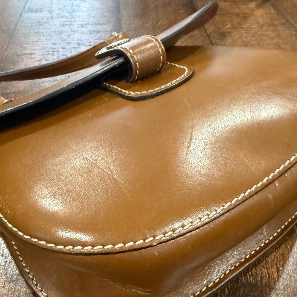 Dooney &Bourke Vintage crossbody - Picture 8 of 9